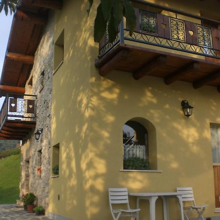 Bed And Breakfast Montino Cene ภายนอก รูปภาพ