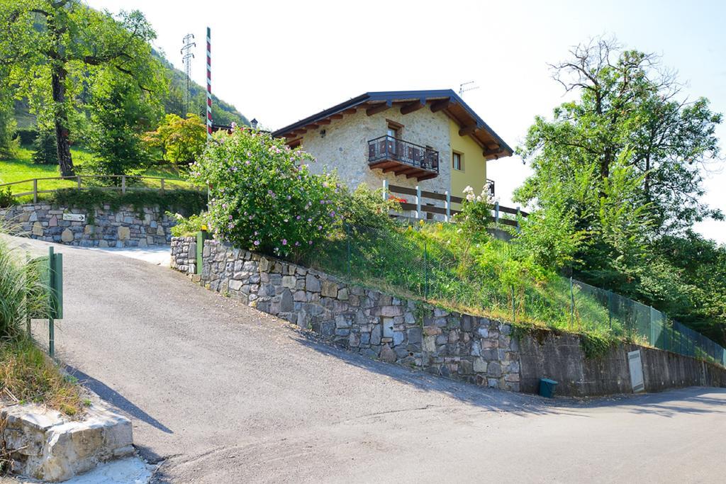 Bed And Breakfast Montino Cene ภายนอก รูปภาพ